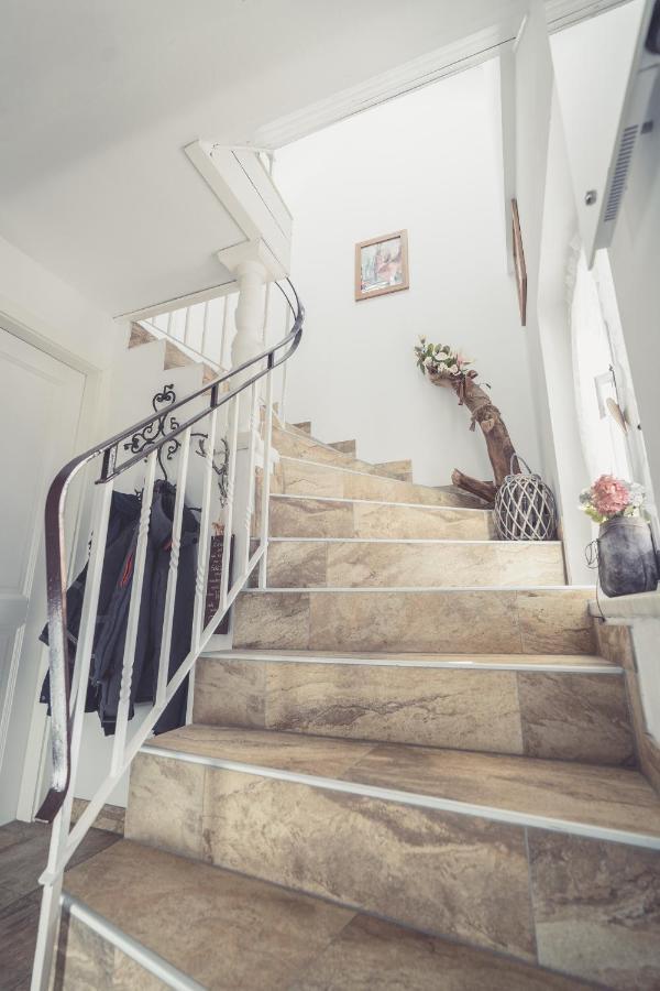 ザンクト・ギルゲンHaus Victoriaアパートメント エクステリア 写真
